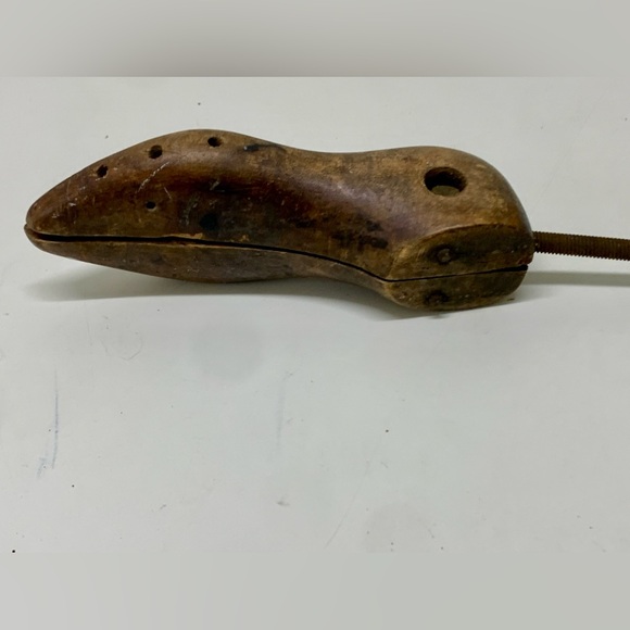 Early 20th Century Patented Antique G E Belcher & Stoughton #2 Shoe Stretcher - Picture 14 of 16